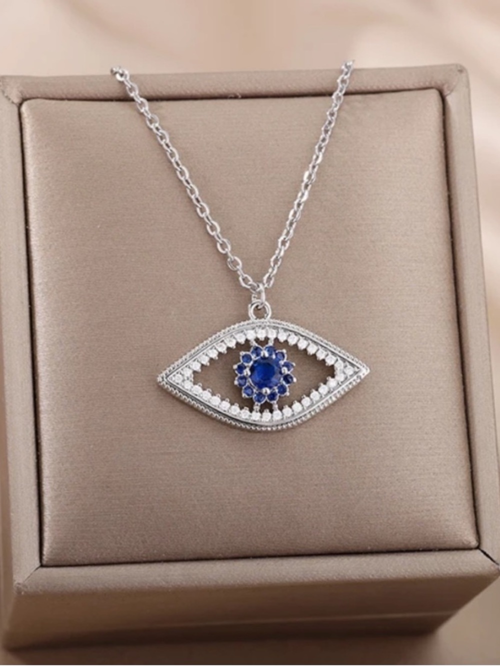 Swarovski Elements Platinum Plated Symbolic Large Evil Eye Necklace NEW
